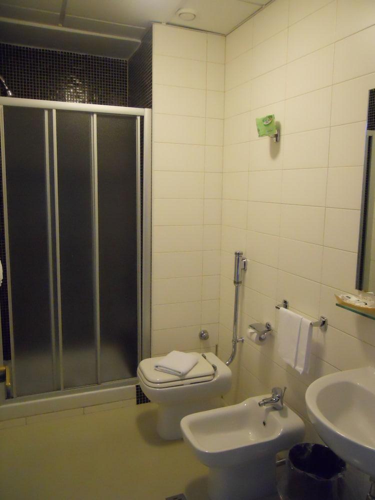 Executive Business Hotel Bari Exterior foto