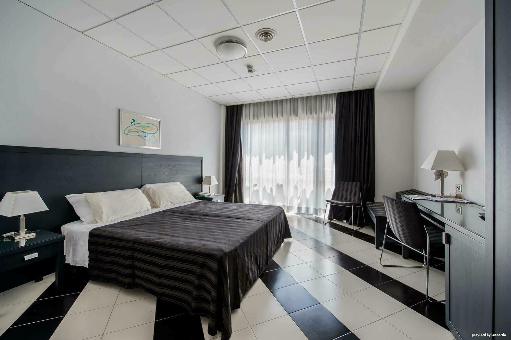 Executive Business Hotel Bari Exterior foto